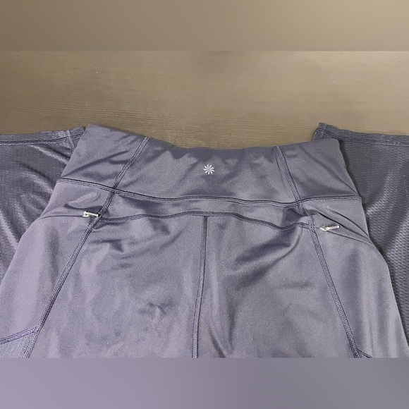 Athleta navy capri leggings yoga pants sz MT Women’s - Picture 4 of 7